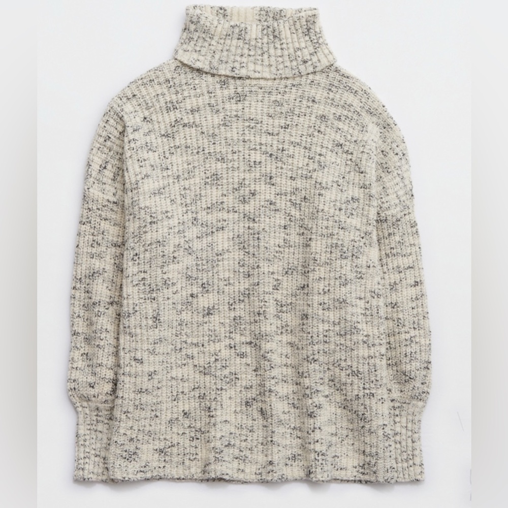 Aerie Offline Oversized Turtleneck Cowl sweater - size S EUC